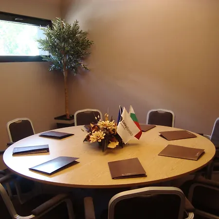 호텔 럭키 스파&릴렉스 5*